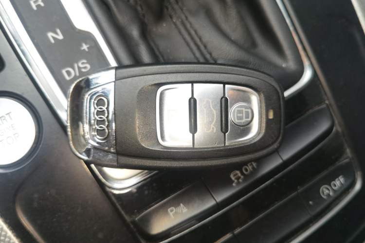 Used Audi A5 2016 Sportback 45 TFSI Vehicle Key