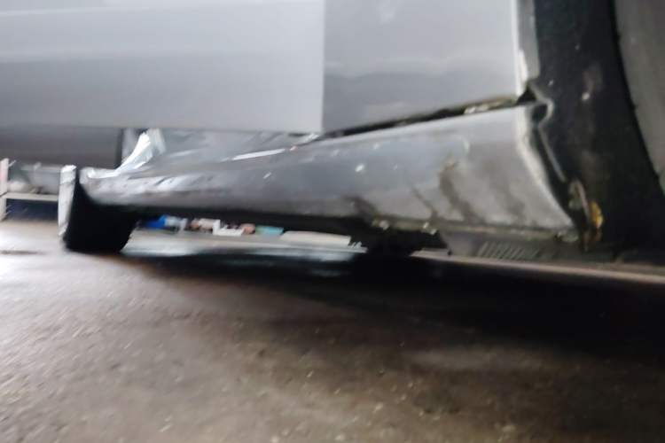 Used Audi A5 2016 Restyled Sportback 45 TFSI Comfort Version Right Side Sill