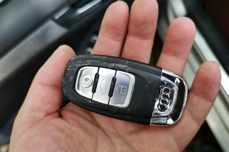 Used Audi A5 2016 Sportback 45 TFSI Vehicle Key