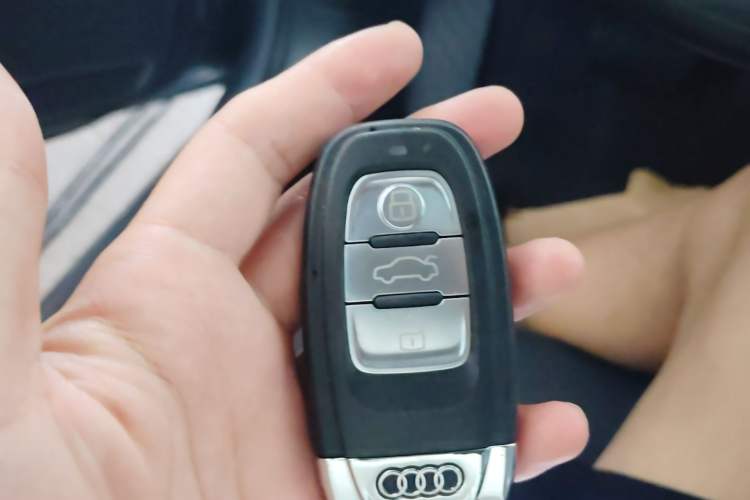 Used Audi A5 2016 Restyled Sportback 45 TFSI Comfort Version Vehicle Key