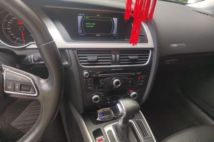 Used Audi A5 2016 Restyled Sportback 45 TFSI Comfort Version Audio And AC Panel