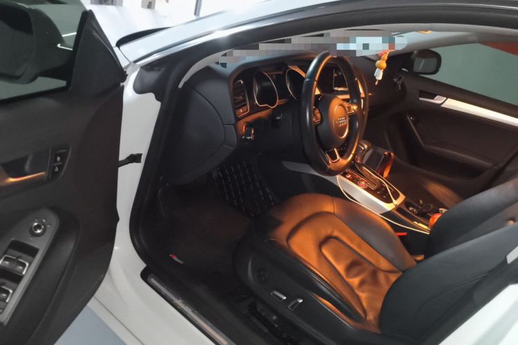 Used Audi A5 2016 Restyled Sportback 45 TFSI Comfort Version Driver Seat
