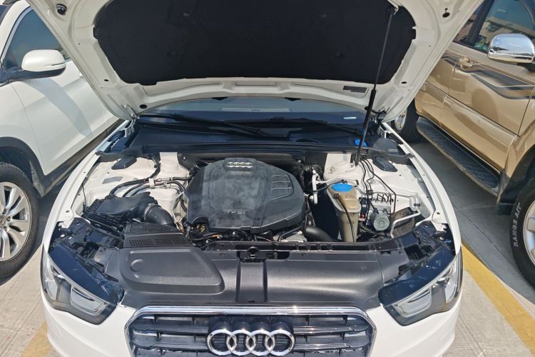 Used Audi A5 2016 Sportback 45 TFSI Engine Bay