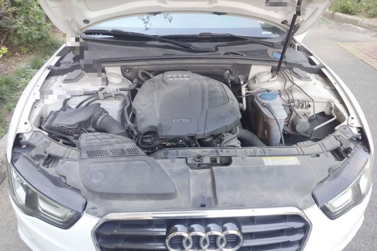 Used Audi A5 2016 Sportback 45 TFSI Engine Bay