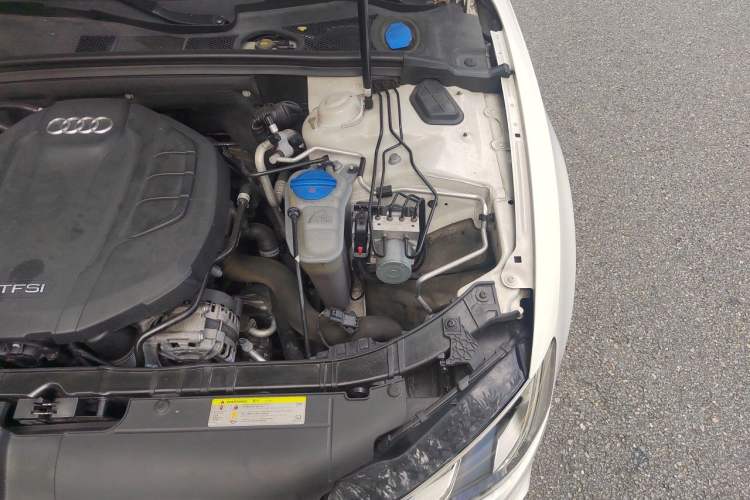 Used Audi A5 2016 Restyled Sportback 45 TFSI Comfort Version Engine Bay Left