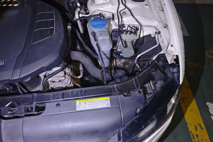 Used Audi A5 2016 Restyled Sportback 45 TFSI Comfort Version Engine Bay Left