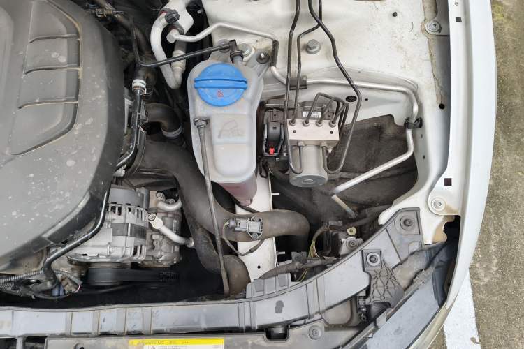 Used Audi A5 2016 Coupe 45 TFSI Ambition Edition Engine Bay Left