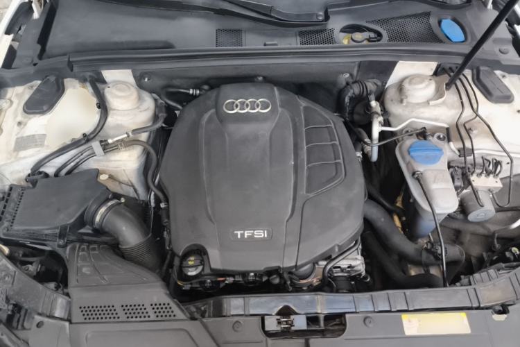 Used Audi A5 2016 Sportback 45 TFSI Engine Bay