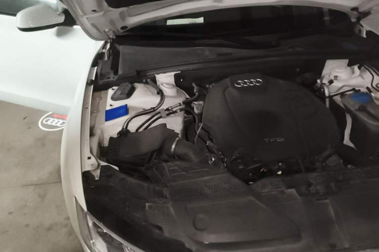 Used Audi A5 2016 Restyled Sportback 45 TFSI Comfort Version Engine Bay Right