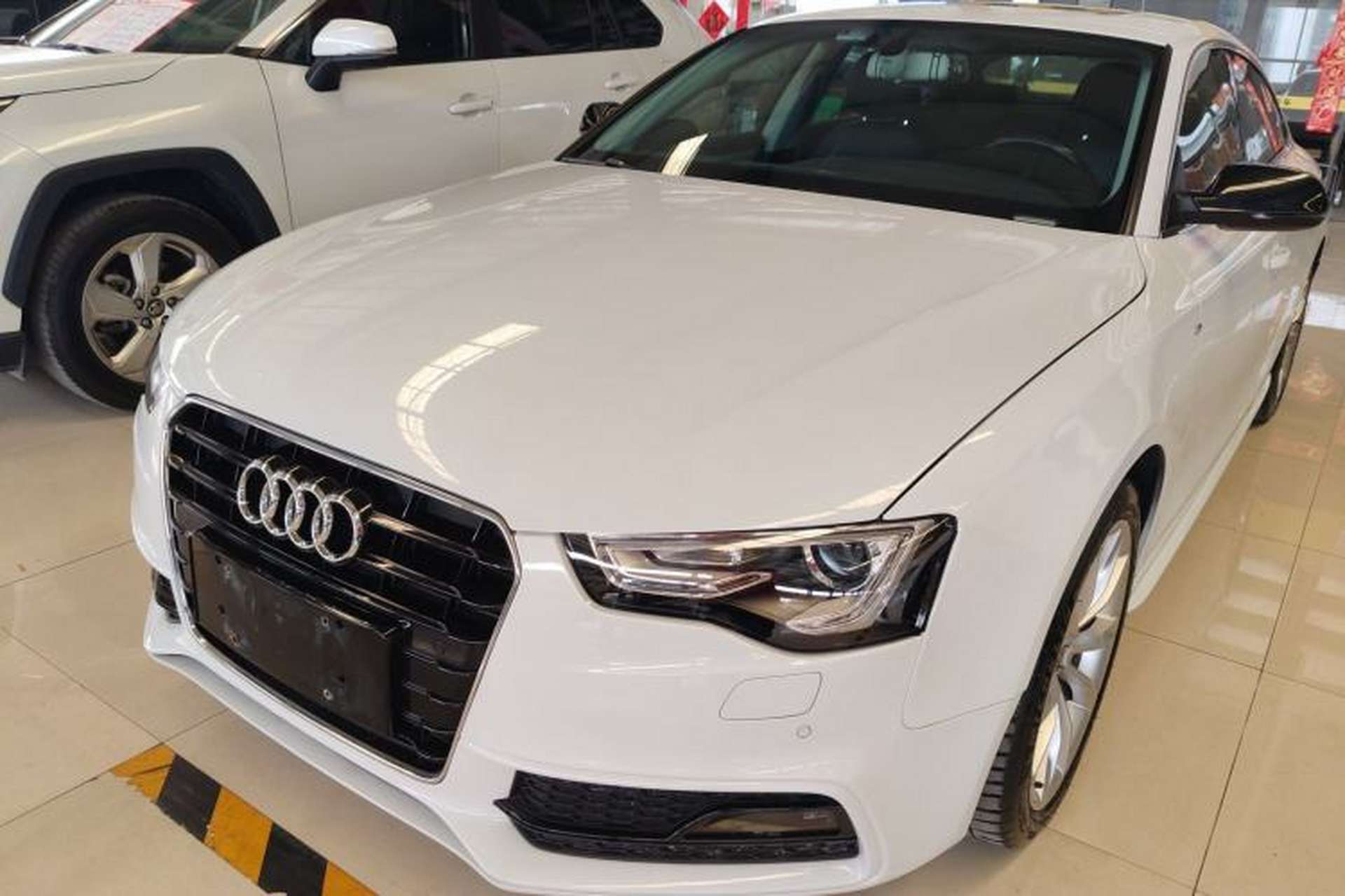 Used Audi A5 2016 Restyled Sportback 35 TFSI Ambition Edition Front Left 45 Deg