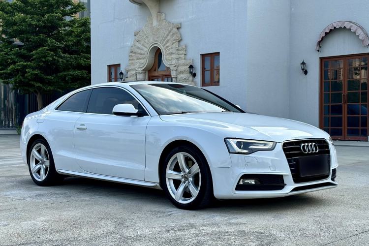 Used Audi A5 2016 Facelift Coupe 45 TFSI Comfort Version Front Right 45 Deg