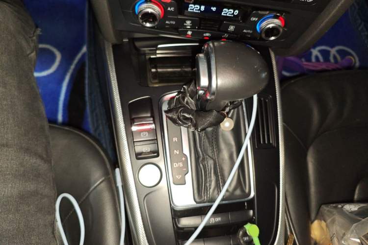 Used Audi A5 2016 Restyled Sportback 35 TFSI Ambition Edition Gear Lever