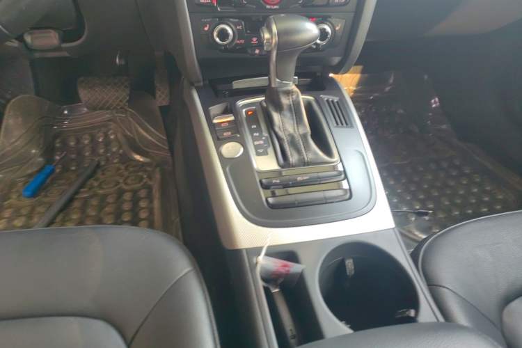 Used Audi A5 2016 Restyled Sportback 45 TFSI Comfort Version Gear Lever