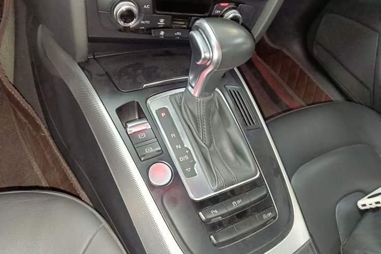 Used Audi A5 2016 Restyled Sportback 45 TFSI Comfort Version Gear Lever