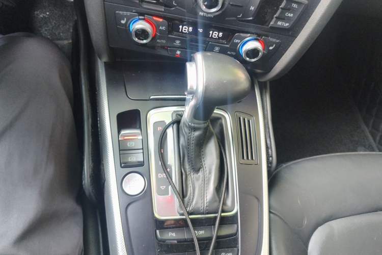 Used Audi A5 2016 Restyled Sportback 45 TFSI Comfort Version Gear Lever