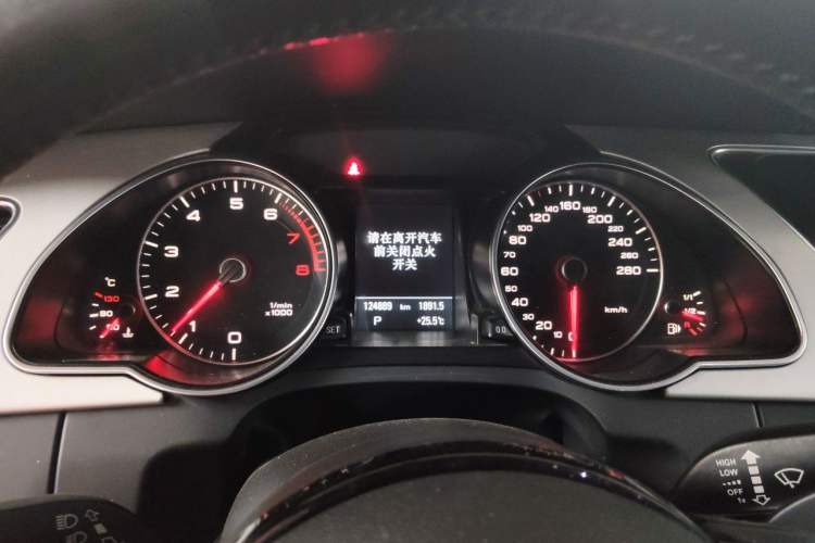 Used Audi A5 2016 Cabriolet 45 TFSI Ambition Edition Instrument Cluster