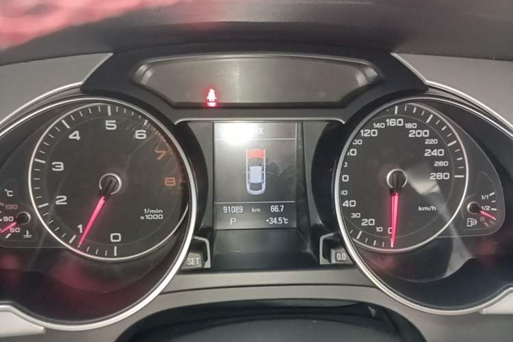 Used Audi A5 2016 Restyled Sportback 35 TFSI Ambition Edition Instrument Cluster