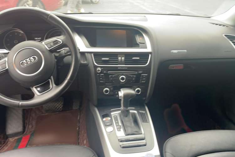 Used Audi A5 2016 Sportback 45 TFSI Interior 3