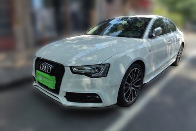 Ojetý Audi A5 2016 Restyled Sportback 45 TFSI Comfort Version