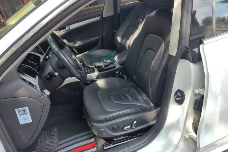 Used Audi A5 2016 Restyled Sportback 45 TFSI Comfort Version Left Front Seat