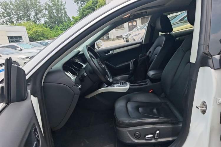 Used Audi A5 2016 Sportback 45 TFSI Left Front Seat