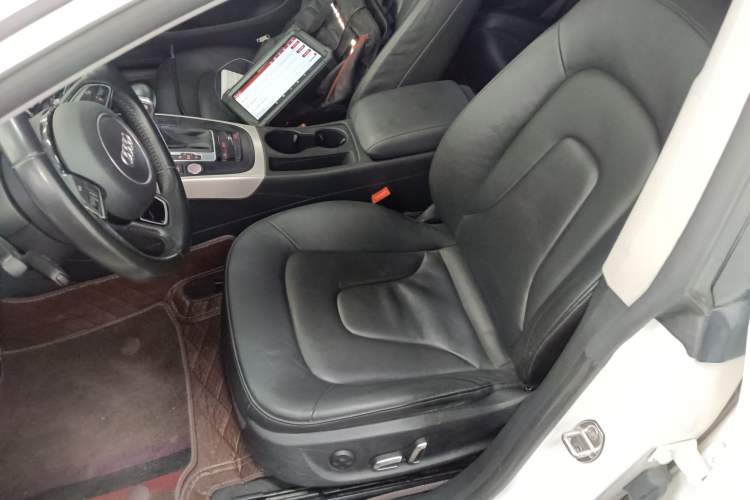 Used Audi A5 2016 Restyled Sportback 45 TFSI Comfort Version Left Front Seat