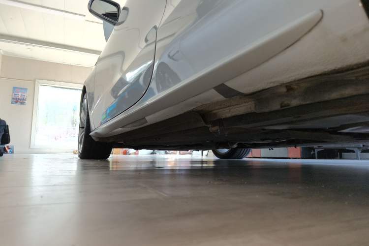 Used Audi A5 2016 Facelift Coupe 45 TFSI Comfort Version Left Side Sill