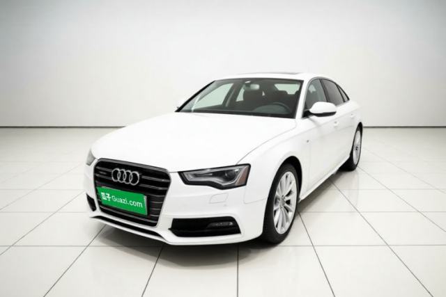 Ojetý Audi A5 2016 Restyled Sportback 45 TFSI Comfort Version
