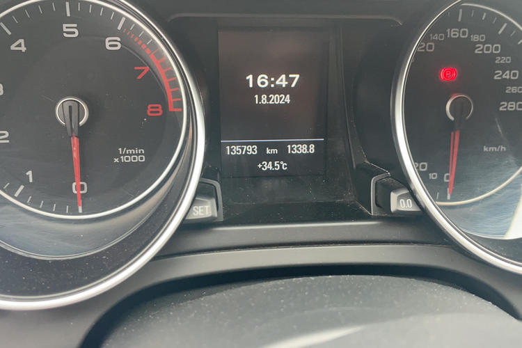 Used Audi A5 2016 Sportback 45 TFSI Odometer Close Up