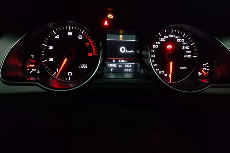 Used Audi A5 2016 Sportback 45 TFSI Odometer Close Up