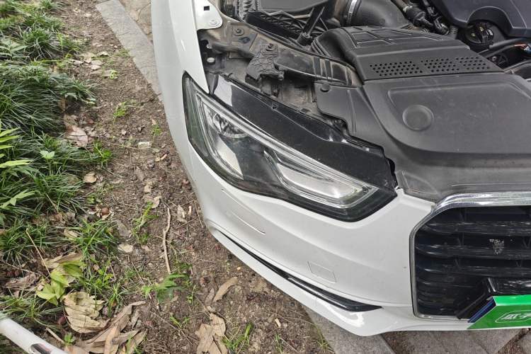 Used Audi A5 2016 Restyled Sportback 45 TFSI Comfort Version Right Front Headlight