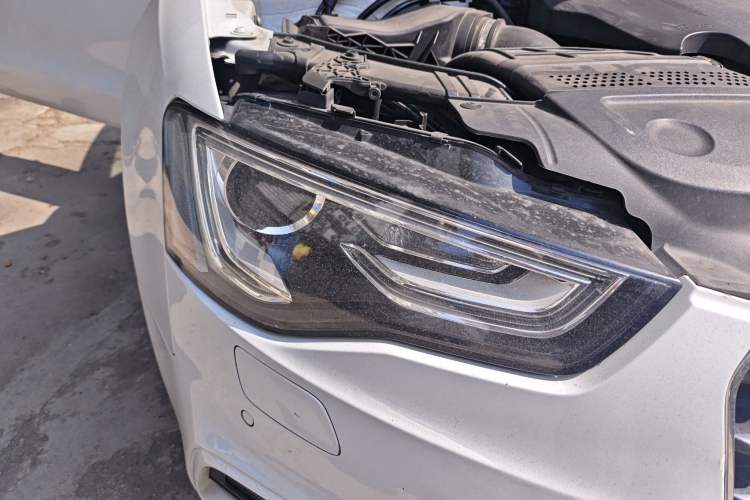 Used Audi A5 2016 Restyled Sportback 45 TFSI Comfort Version Right Front Headlight