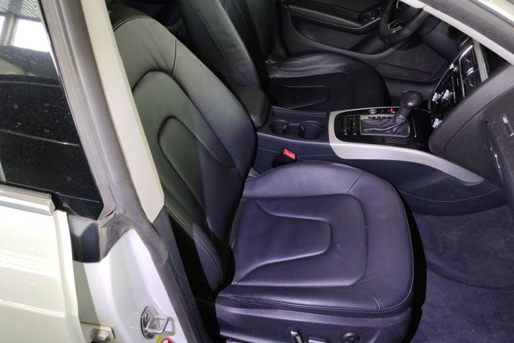 Used Audi A5 2016 Sportback 45 TFSI Right Front Seat