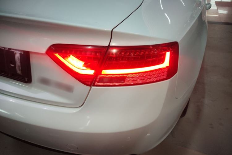 Used Audi A5 2016 Sportback 45 TFSI Right Rear Taillight