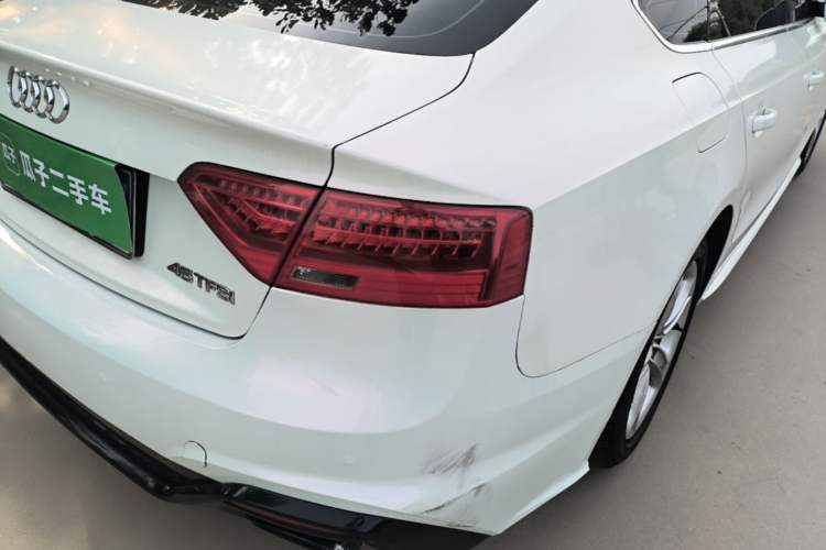Used Audi A5 2016 Sportback 45 TFSI Right Rear Taillight