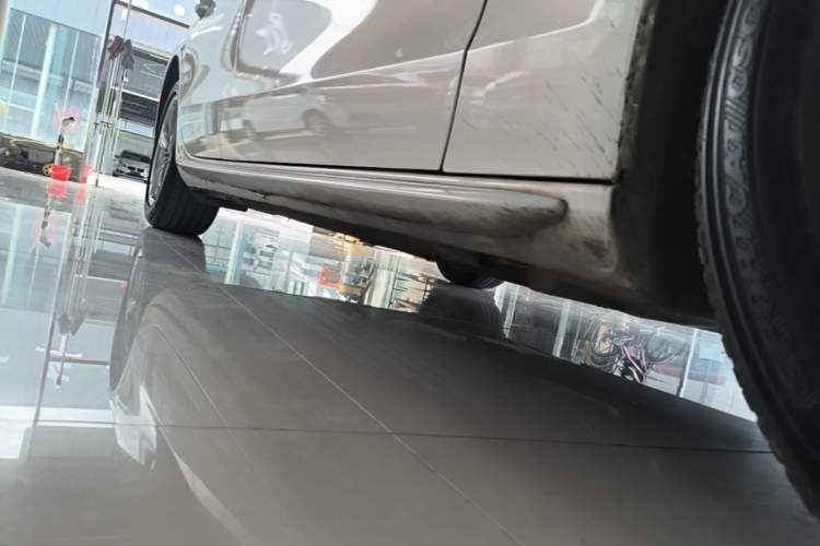 Used Audi A5 2016 Sportback 45 TFSI Right Side Sill