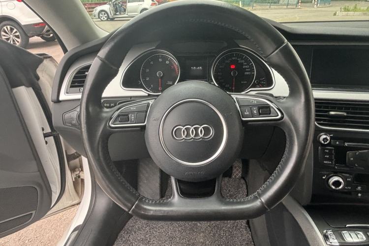 Used Audi A5 2016 Restyled Sportback 45 TFSI Comfort Version Steering Wheel