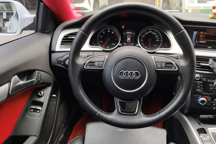 Used Audi A5 2016 Coupe 45 TFSI Ambition Edition Steering Wheel