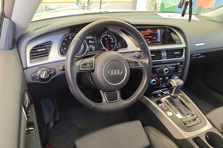 Used Audi A5 2016 Facelift Coupe 45 TFSI Comfort Version Steering Wheel