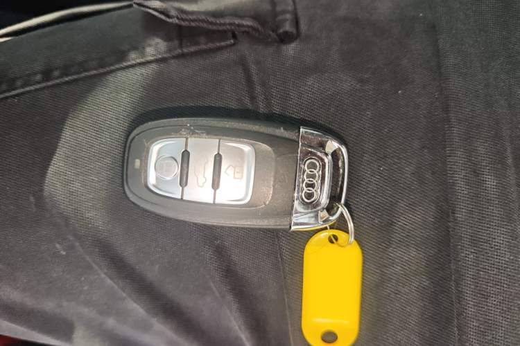 Used Audi A5 2016 Sportback 45 TFSI Vehicle Key