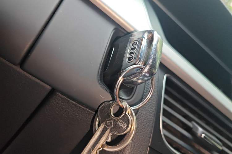 Used Audi A5 2016 Restyled Sportback 45 TFSI Comfort Version Vehicle Key