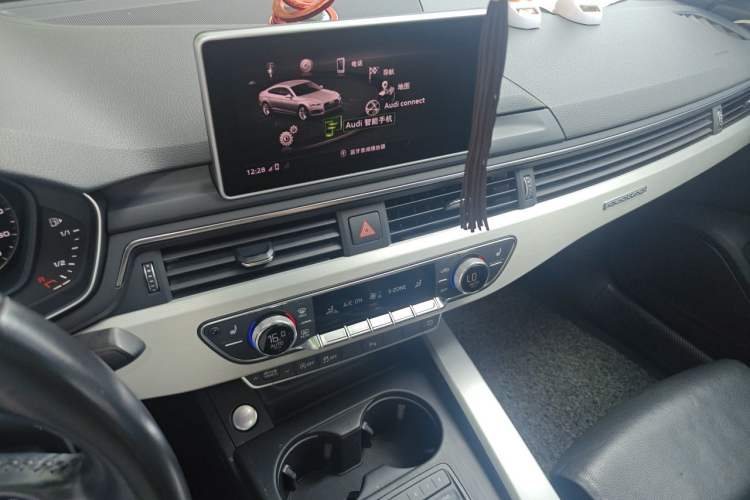 Used Audi A5 2017 Sportback 45 TFSI quattro Sport Model Audio And AC Panel