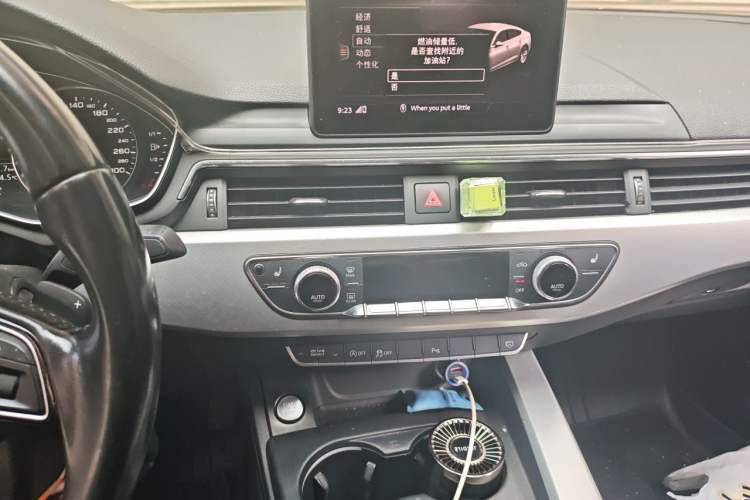 Used Audi A5 2017 Sportback 40 TFSI Fashion Model Audio And AC Panel