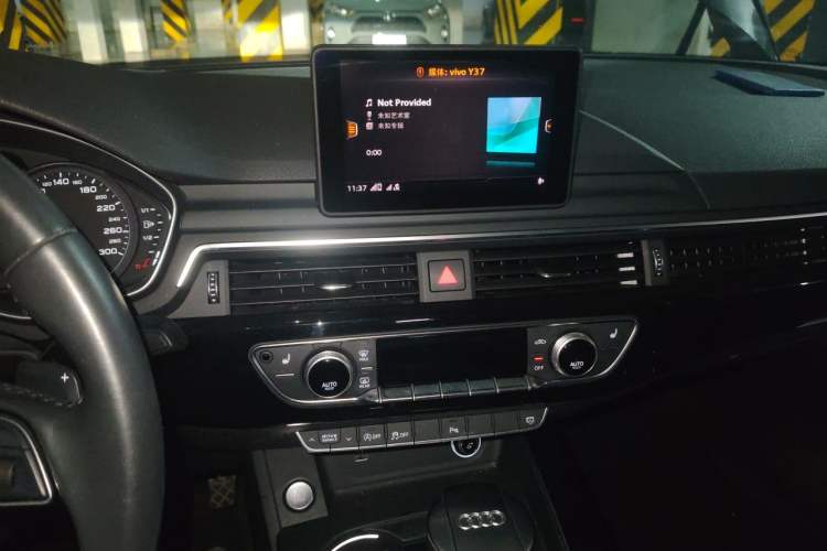 Used Audi A5 2017 Sportback 40 TFSI Fashion Model Audio And AC Panel