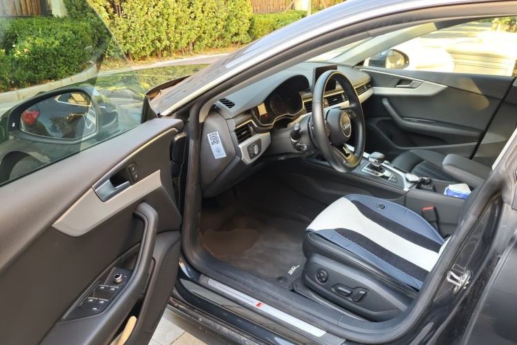Used Audi A5 2017 Sportback 45 TFSI Fashion Model Driver Seat