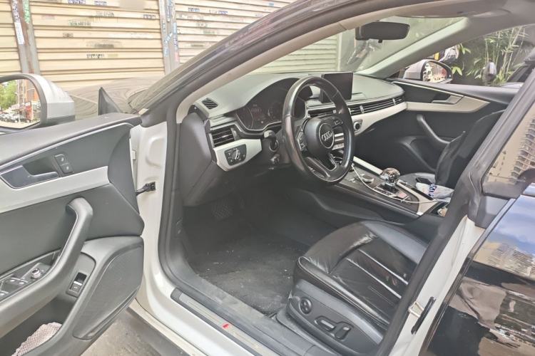Used Audi A5 2017 Sportback 40 TFSI Fashion Model Driver Seat