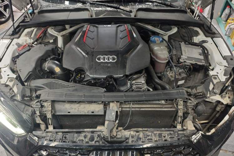 Used Audi A5 2017 Sportback 40 TFSI Fashion Model Engine Bay