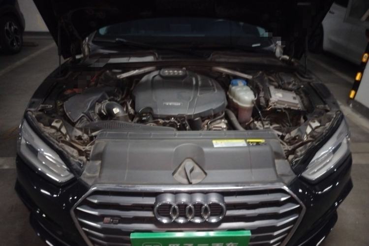 Used Audi A5 2017 Sportback 40 TFSI Fashion Model Engine Bay