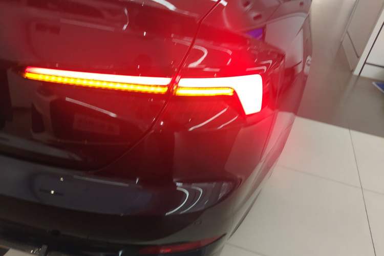 Used Audi A5 2017 Coupe 45 TFSI quattro Sport Edition Exterior 3
