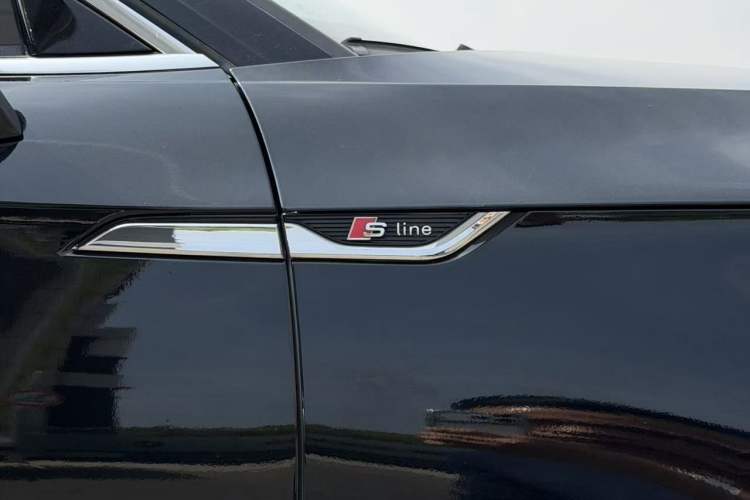 Used Audi A5 2017 Sportback 40 TFSI Fashion Model Exterior 9